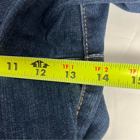 MAURICES Women’s Blue Jeans Sz 6 Button Fly Distressed Frayed Hem Pockets - Picture 12 of 15